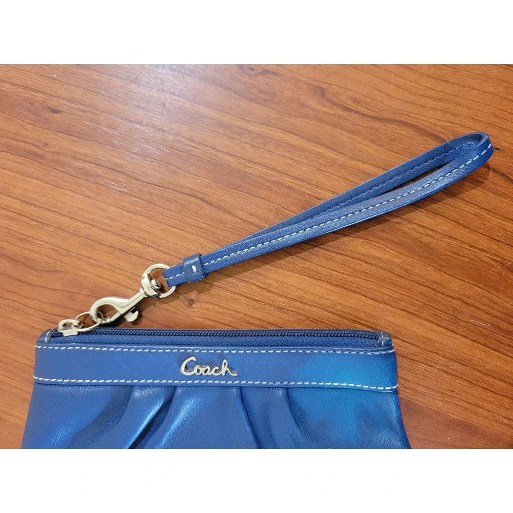Coach Blue Leather Pleated Wristlet Pouch Zip Top Bag Gold‎ Logo AS IS